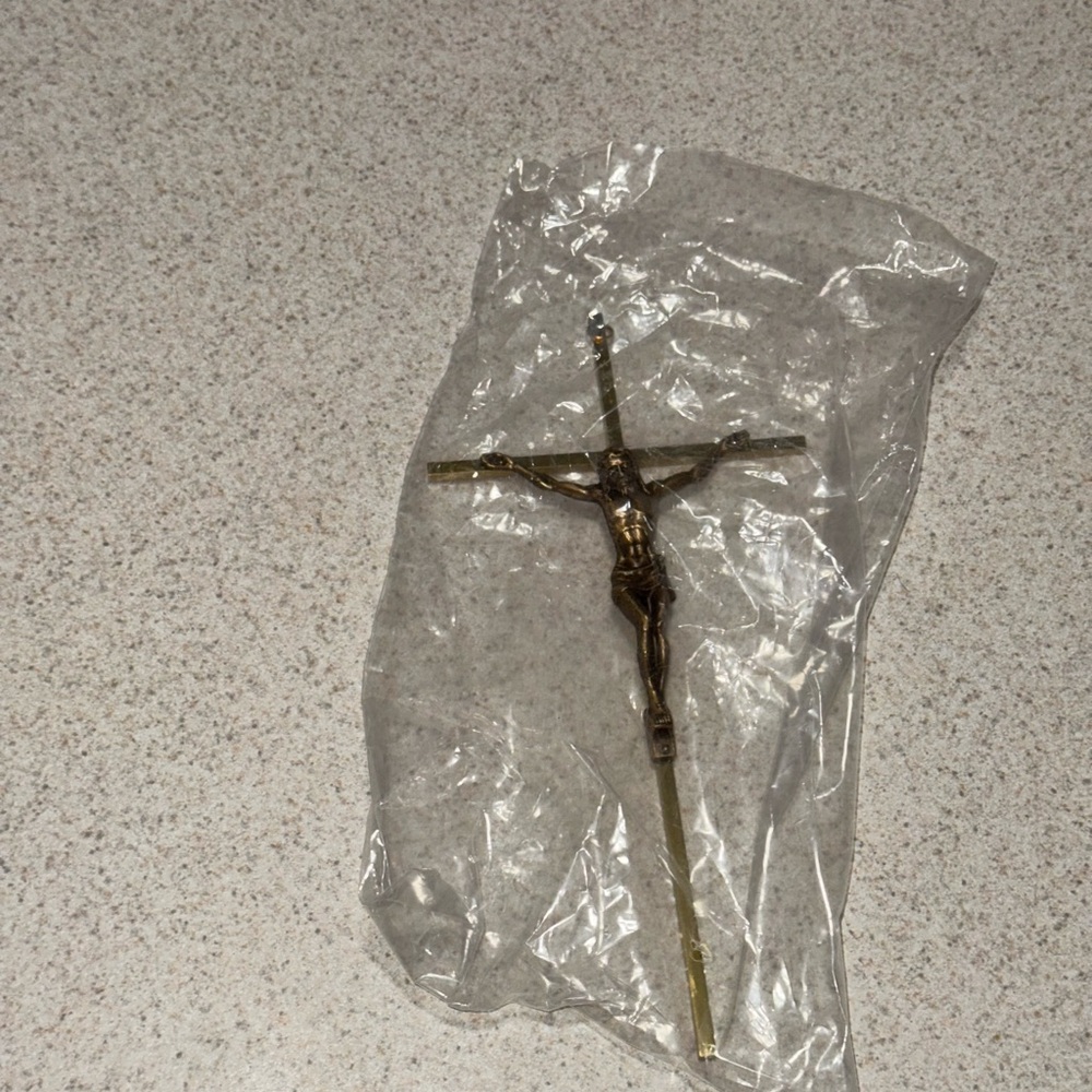 Vintage INRI Crucifix Jesus Christ on Cross 10” Gold Plate Metal Wall Cross - Picture 5 of 5